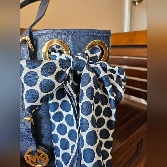 Michael Kors Saffiano Leather   Shoulder Bag With Silk Scarf! - Picture 2 of 15